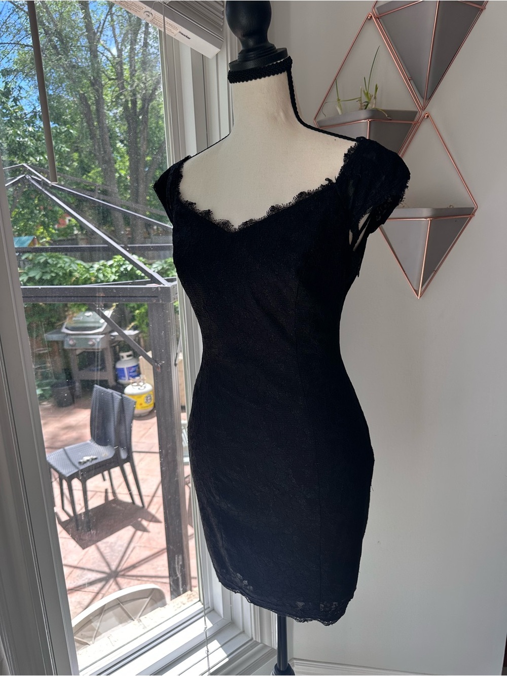 VINTAGE Y2K GUESS Black Lace Cap-Sleeve Bodycon Mini Dress Wedding Size Small